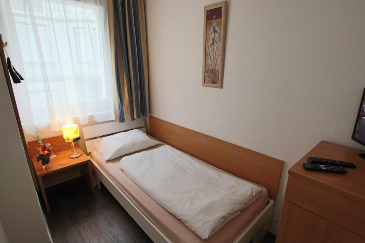 Centro Hotel Oberhausen Экстерьер фото